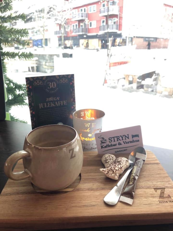Stryn Kaffebar & Vertshus Eksteriør bilde